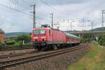 Seit dem 8.7.2022 ist die DB Gebrauchtzug-143 176-6 anstelle der 112 139 mit dem DB-Entlastungszug für den Franken-Thüringen-Express (RE42) zwischen Nürnberg und Leipzig unterwegs.