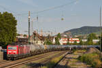143 138+xxx mit Kesselwagenganzzug am 11.08.2022 in Stuttgart-Münster.