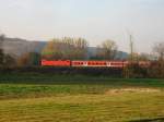 Eine unbekannte 143er mit dem RE 4963 in der Nhe des Bahnhof Gerlachsheim (KBS780) 31.10.07