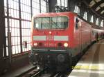 RE 38872 von Belzig nach Wnsdorf Waldstadt am 13.09.2008 mit der Lok 143 952 am Halt in Berlin Friedichstrae.