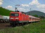 Die 143 024 am 13.05.2008 bei der Ausfahrt in Laufach 