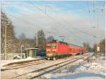 143 556 fhrt am eisigen 09.01.09 mit RB28150 (Frankfurt/Oder-) Cottbus - Falkenberg/Elster am Hp Uebigau ein.