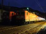 Zwei abgestellt Wagenpaare die am Wochende nicht bentigt werden am Morgen des 06.12.08 in Bingen Hbf links 143 568 und rechts 143 837