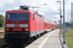 143 303-6 bei der Einfahrt als S1,fuhr am 25.07.2009 in den Warnemnder Bahnhof ein.