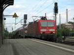 143 848-0 mit alten DDR-Dostos, vermutlich die Stadtbahnreserve Grunewald oder eine RE 11 Garnitur, als Ersatzzug fr einen ausgefallenen RE 1 am 28.08!