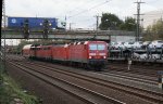 Mit einem interessanten Pbz bestehend aus mir leider,einer unbekannten BR 146,einer BR 111 und zwei BR 110 und einem Doppelstockwagen kam am 12.10.2009 die 143 018-0 aus Richtung Minden daher.