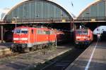 111 125-1 und 143 581-7 am 14.12.09 in KMG.