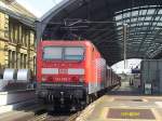 143859 mit einem RE in Halle(S)Hbf.