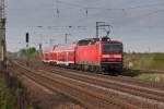 143 867-0 schiebt eine Regionalbahn am 30.04.2012 in Richtung Weienfels.