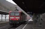 143 280, welche schon lange keiner Wäsche mehr unterzogen wurde, konnte am 21.02.15 im Bahnhof Bingen aufgenommen werden.
