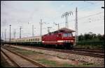 243145 mit D 715 nach Leipzig am 3.10.1991 um 12.48 Uhr am Stadtrand von Stralsund.