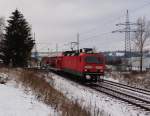 143 952-0 zu sehen am 24.11.15 mit einem RE von Hof Hbf nach Dresden Hbf kurz hinter Hof/Saale.