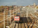 143 053 wartet am 13.11.2013 am Abzweig Kleinzschocher auf die Weiterfahrt nach Markkleeberg bzw.