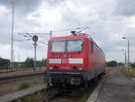 Am 10.August 2019 stand die Hallenser 143 250 in Mukran Mitte am Bahnsteig.