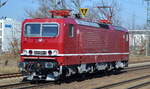 DB Museum, Nürnberg, Fahrzeugnutzer: Standort Halle (Saale) mit der schönen  243 002-3  (NVR:  91 80 6143 002-4 D-DB ) am 24.03.22 Durchfahrt Bf.