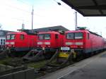 143 806,143 318 und 143 274 eintrchtig nebeneinander abgestellt im Bf Ansbach.