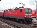 BR 143 191-5 zog die RegionalBahn von Bitterfeld nach Leipzig Hbf.