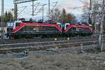 Abgestellt (|) - 143 056-0 und 143 124-6 der EBS Erfurter Bahnservice GmbH am 07.02.2022 in Aulendorf