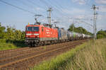 DeltaRail mit der DB Mietpool 143 893 und der eigenen ex RBH 143 069, umgeleitet mit einem beladenen Kesselzug auf dem Weg von Stendell nach Frankfurt Oderbrücke.