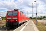 143 002-4 der S-Bahn Mitteldeutschland (DB Regio Südost) als S 37732 (S7) von Halle(Saale)Hbf Gl. 13a erreicht ihren Endbahnhof Halle-Nietleben. [10.9.2017 | 13:14 Uhr]