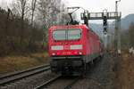 Nachschuss auf 143 884 der S-Bahn Dresden (DB Regio Südost) als S 31740 (S1) von Schöna nach Meißen Triebischtal, die den Bahnhof Kurort Rathen auf der Bahnstrecke