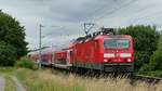 143 231 zieht eine RB22 Limburg - Frankfurt durch Ennerich (Zwischen Eschhofen und Lindenholzhausen). Aufgenommen am 19.6.2018 15:26
