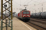 143 856-3 stand mit einer Lok der Baureihe 187 im Bahnhof Großkorbetha. Die Zugschlusszeichen sind noch dran, werden aber in wenigen Minuten entfernt. Abgelichtet am 20. Februar 2018. 