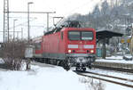 13. Februar 2009, Lok 146 866 ist mit RB 34186 von Lichtenfels in Kronach angekommen. Der planmäßige Halt ist wegen aktueller Bauarbeiten auf Gleis 1 verlegt worden.