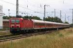 05.07.2020 - Anklam - Zusatz-RE3 mit Zuglok 143 019-8 und dem IRE-Wagenpark / Standort: Fussweg an den Kleingärten am MPSB Lokschuppen