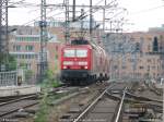 143 931-4 erreicht mit der RB 14 in Krze Berlin Hbf.