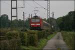 RB91 (RB 39172)  RUHR-SIEG-BAHN  von Siegen nach Hagen wird bei Hohenlimburg auf den Chip gebannt. Schiebelok ist die 143 202.
