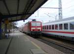 143 305-1 am 30.09.2008 im Bahnhof Cottbus