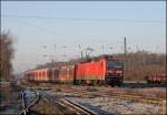 143 353 (9180 6 143 353-1 D-DB) erreicht mit einer S1 Bochum-Ehrenfeld. (30.12.2008)
