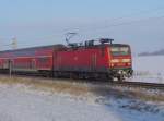 143 153-5 zieht am 29.01.2005 die RB Sangerhausen-Erfurt, hier kurz vor Smmerda.