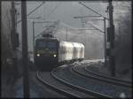 Streiflicht bzw. Gegenlichtaufnahme einer Regionalbahn auf der Strecke Nrnberg-Wrzburg mit 143-962.