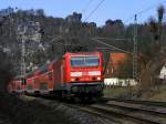 143 562-7 mit einem Zug der S-1 am 25.3.2009 bei Rathen.