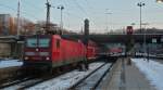 Mainz Hbf, am 5.01.10, bei unglaublichen Minustemperaturen:  Nur mit einer sehr geringen Versptung erfolgte die Einfahrt des RE 10- Loreley-Express, 4368 (Frankfurt(M)Hbf-Koblenz Hbf), einer, der