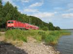 143 567 mit RB vor Lietzow auf Rgen (am 27.07.2005)