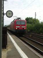 Eine BR 143 mit RB 55 in Maintal Ost a 21.09.08