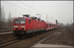 DB 143 309 mit x-Wagen von DB Regio NRW GmbH im S-Bahnergnzungsverkehr nach Wustermark (gesehen Berlin Jungfernheide 18.02.2011)