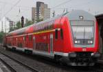 143 822-5 mit dem Rb27 nach Koblenz am 5.6.2011 als Umleiter auf Gleis 2 des Beueler Bahnhof.
