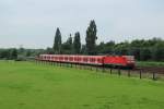 143 330 mit der S68 nach Langenfeld (Rhlnd.) in Langenfeld (Rhlnd.) am 20.06.2012