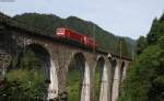 143 856-3 und 139 313-1 als Tfzf 72173 ((Freiburg(Breisgau) Hbf-Titisee) auf dem Ravennaviadukt 24.6.12