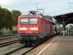 Und hier ist 143 810-0 dann wieder mit ihrer RB, nun bis Freiburg (Brsg) Hbf, in Mllheim (Baden). (14.08.2012)