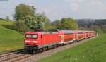 RE 19437 (Stuttgart Hbf-Aalen) mit Schublok 143 802 bei Lorch 5.5.13