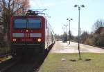 143 355-6 beim Halt in Zwickau Plbitz, weiter geht die Reise mit der RB 17219 nach Dresden Hbf.