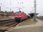 Am 05.04.2014 kam 143 848 mit einem Sdz aus Rostock Hbf durch Stendal und dieser Zug ging weiter nach Halle (Saale).Hansa Rostock Fanzug