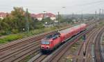 143 857 passiert mit einer RB aus Wittenberg am 26.10.14 den Rbf Halle(S).