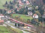 S-Bahn Meissen - Schna bei Einfahrt in Kurort Rathen (Schsische Schweiz) von der Bastei gesehen - 20.11.2006  