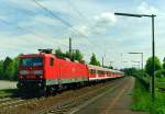 143 136 mit RB 24220 (Lneburg–Hamburg-Harburg) am 14.05.2005 in Ashausen